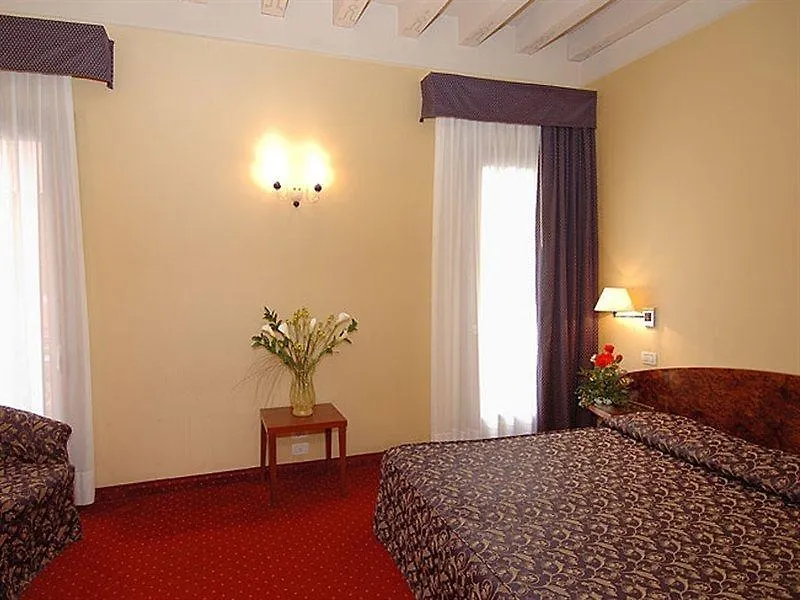 Ca' Del Campo Hotel Venice 3*,  Italy